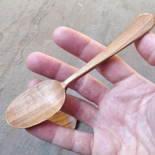 Load image into Gallery viewer, Dessert spoon