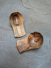 Load image into Gallery viewer, Small scoop