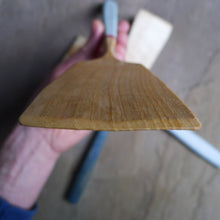 Load image into Gallery viewer, Spatula